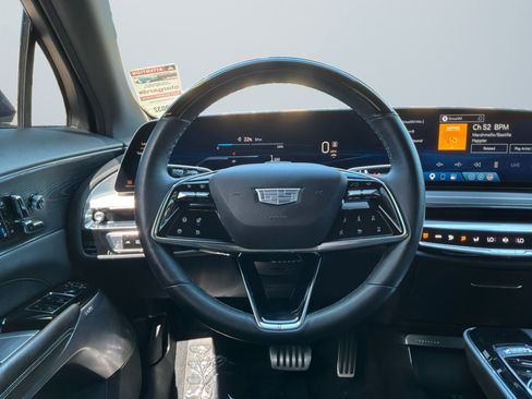 Used 2024 Cadillac Lyriq Sport AWD/4WD image 11
