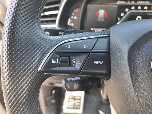Used 2024 Audi SQ7 Premium Plus AWD/4WD image 19