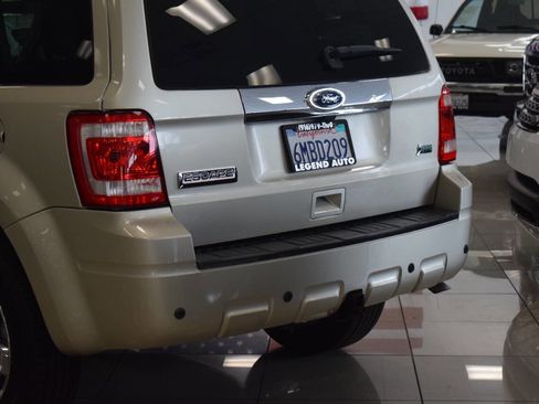 Used 2010 Ford Escape Limited image 26