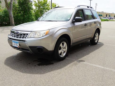 Used 2011 Subaru Forester 2.5X AWD/4WD image 3