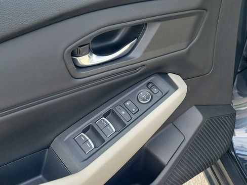 Certified 2023 Honda Accord EX image 16
