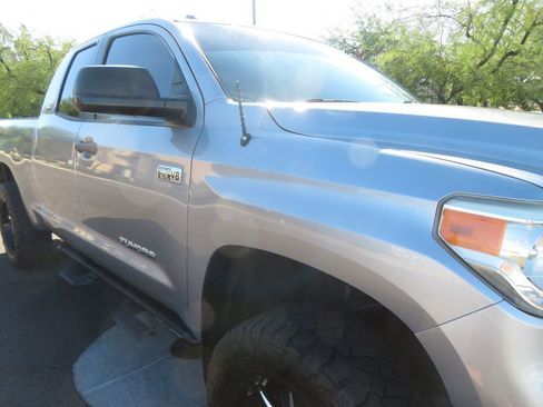 Used 2014 Toyota Tundra SR5 w/ TRD Off Road Package image 9