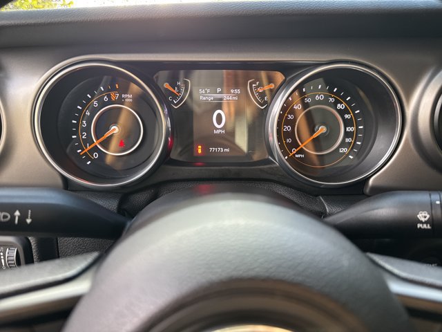 Used 2018 Jeep Wrangler Unlimited Sport AWD/4WD image 25