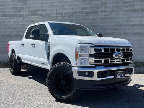 Used 2025 Ford F250 XLT w/ FX4 Off-Road Package AWD/4WD image 25