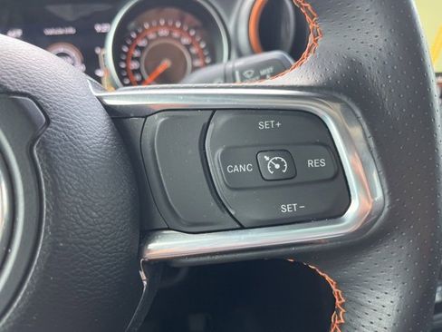 Used 2023 Jeep Gladiator Mojave w/ Cold Weather Group image 26