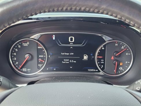 Used 2022 Chevrolet Traverse Premier FWD image 24