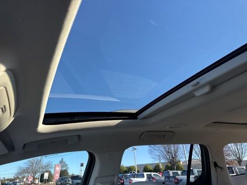 Used 2021 GMC Acadia Denali w/ Denali Technology Package image 34