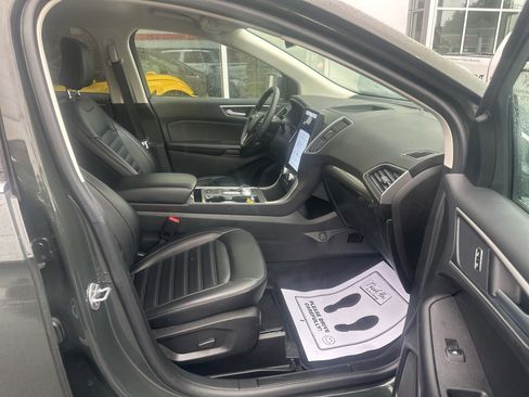Used 2024 Ford Edge SEL w/ Convenience Package AWD/4WD image 8