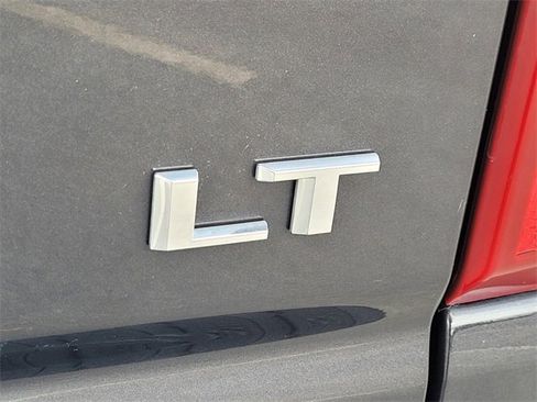 Used 2022 Chevrolet Silverado 1500 LT image 13