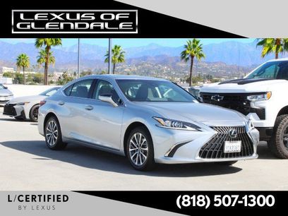 Certified 2025 Lexus ES 350 w/ Accessory Package (Z2)
