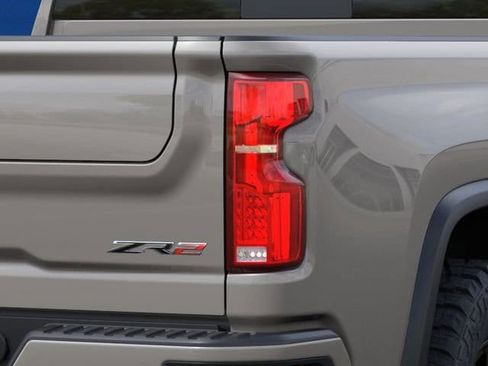 New 2026 Chevrolet Silverado 2500 ZR2 w/ LPO, Dark Essentials Package AWD/4WD image 11