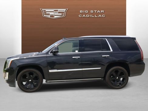Used 2019 Cadillac Escalade Premium Luxury AWD/4WD image 2