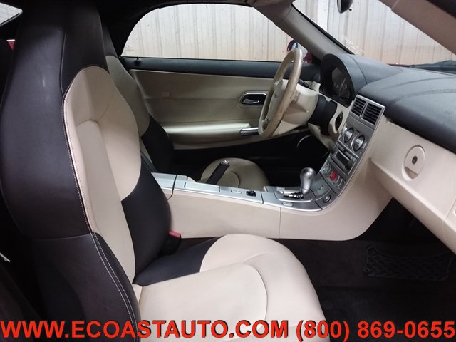 Used 2006 Chrysler Crossfire Limited RWD image 12