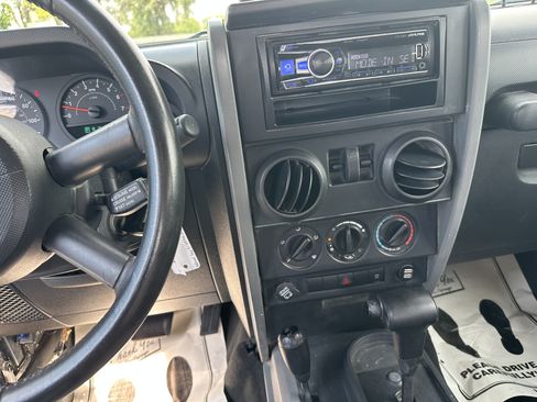 Used 2008 Jeep Wrangler X AWD/4WD image 14