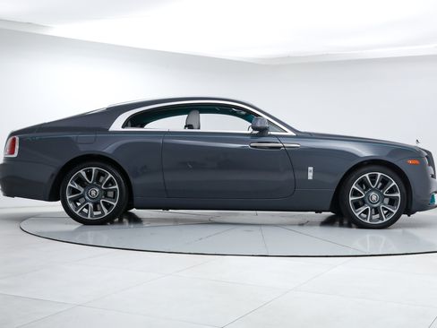 Used 2021 Rolls-Royce Wraith RWD image 6