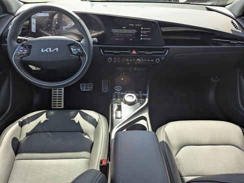 New 2026 Kia Niro Wave FWD image 13