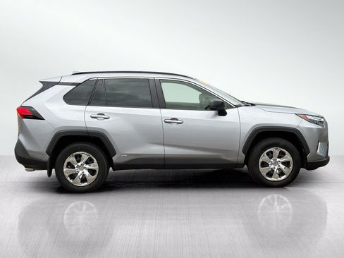 Used 2024 Toyota RAV4 LE AWD/4WD image 6