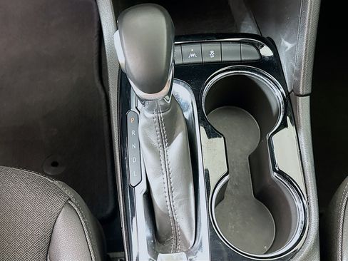 Used 2025 Buick Encore GX Preferred FWD image 24