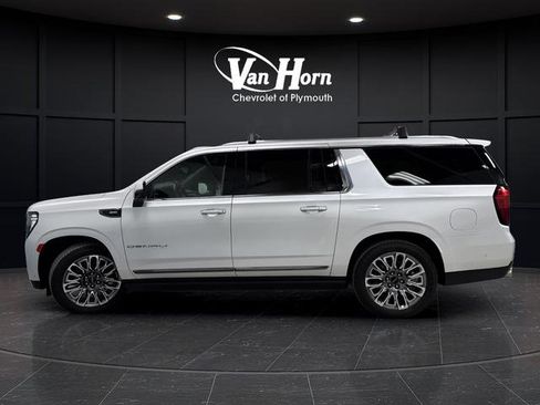 Used 2024 GMC Yukon XL Denali Ultimate image 14