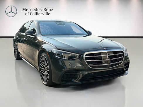 Used 2021 Mercedes-Benz S 580 4MATIC Sedan image 3