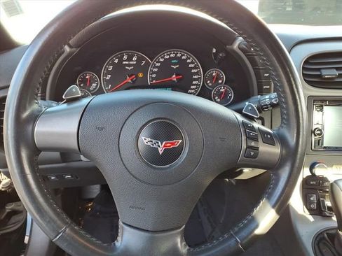 Used 2007 Chevrolet Corvette Convertible w/ Preferred Equipment Group RWD image 24