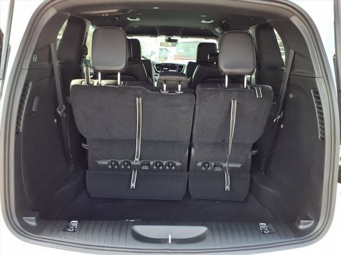 New 2026 Chrysler Voyager LX image 13