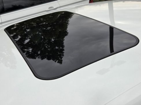 Used 2016 Volkswagen Passat 1.8T SE image 9