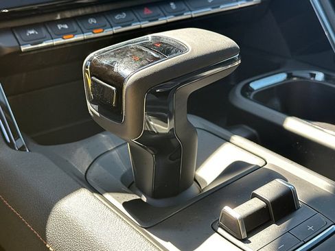 New 2026 GMC Sierra 1500 AT4 w/ AT4 Premium Package AWD/4WD image 31