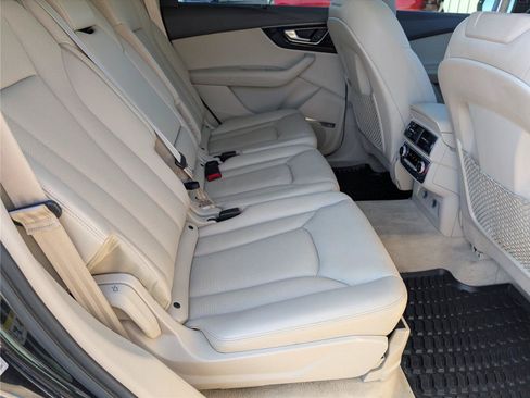 Used 2019 Audi Q7 3.0T Prestige w/ Prestige Package AWD/4WD image 35