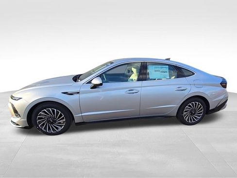 New 2025 Hyundai Sonata SEL FWD image 5