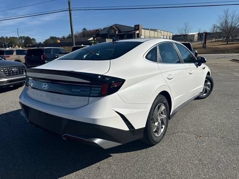 Certified 2026 Hyundai Sonata SE FWD image 5