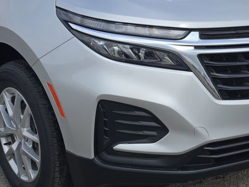 Used 2022 Chevrolet Equinox LS w/ LPO, Floor Liner Package image 9