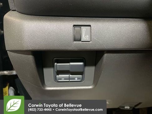 Used 2024 Chevrolet Colorado Z71 image 19