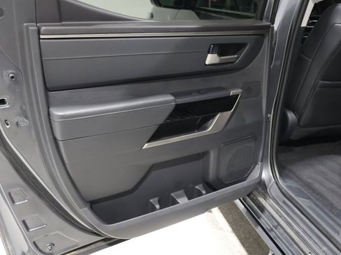 Used 2024 Toyota Tundra Limited image 18