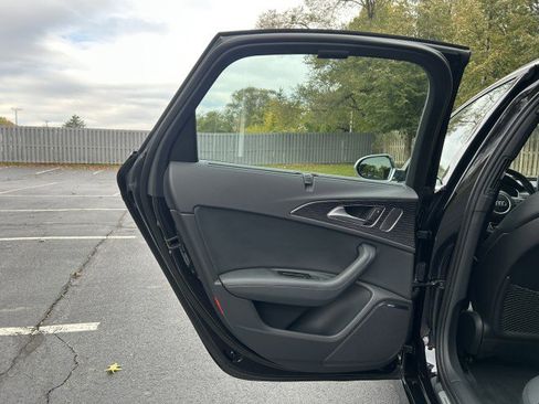 Used 2015 Audi S6 image 24
