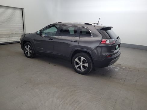 Used 2019 Jeep Cherokee Limited AWD/4WD image 3