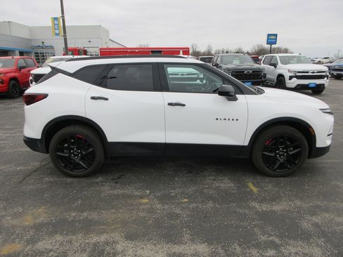 Used 2024 Chevrolet Blazer LT w/ Redline Edition image 6