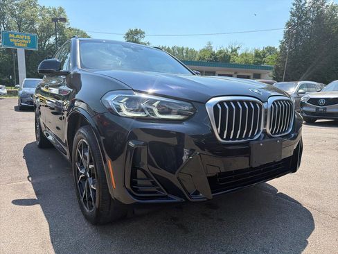 Used 2022 BMW X3 xDrive30i w/ M Sport Package AWD/4WD image 3