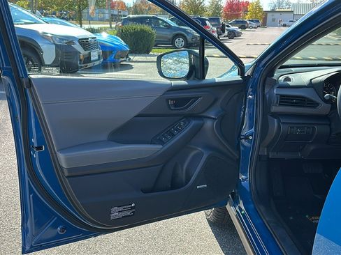 Certified 2025 Subaru Crosstrek 2.5i Wilderness image 9