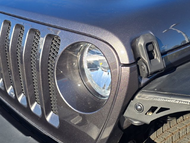 Certified 2022 Jeep Wrangler Unlimited Sport AWD/4WD image 23