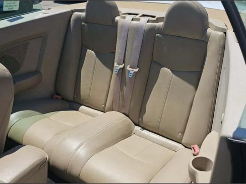 Used 2011 Chrysler 200 Limited FWD image 2
