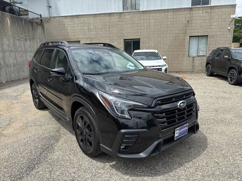 Used 2023 Subaru Ascent Onyx Edition Limited AWD/4WD image 9