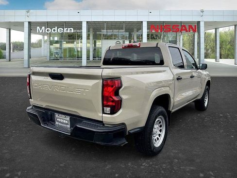 Used 2024 Chevrolet Colorado W/T image 5
