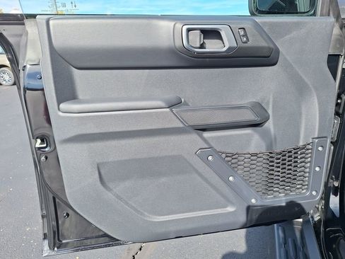 New 2025 Ford Bronco Outer Banks image 2