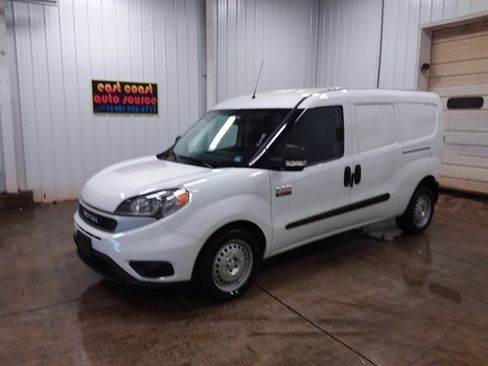 Used 2022 RAM ProMaster City Tradesman image 4