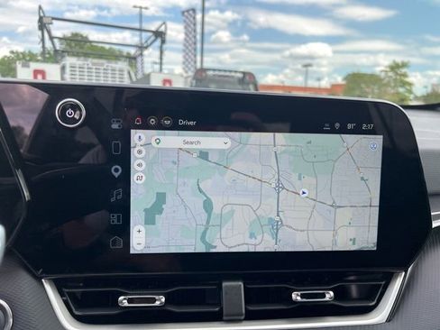 New 2026 Chevrolet Equinox LT image 19