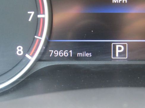 Used 2022 Nissan Sentra SV w/ SV Premium Package image 38