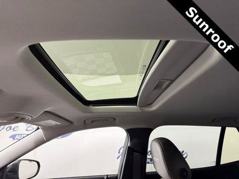 New 2025 Chevrolet Trax ACTIV w/ Sunroof Package image 8