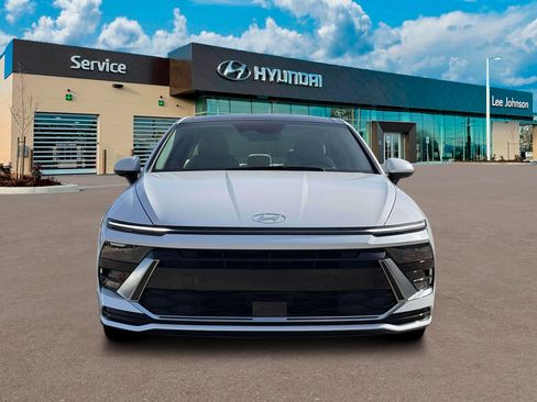 New 2026 Hyundai Sonata SEL FWD image 12