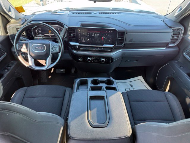 Used 2024 GMC Sierra 1500 Elevation AWD/4WD image 10
